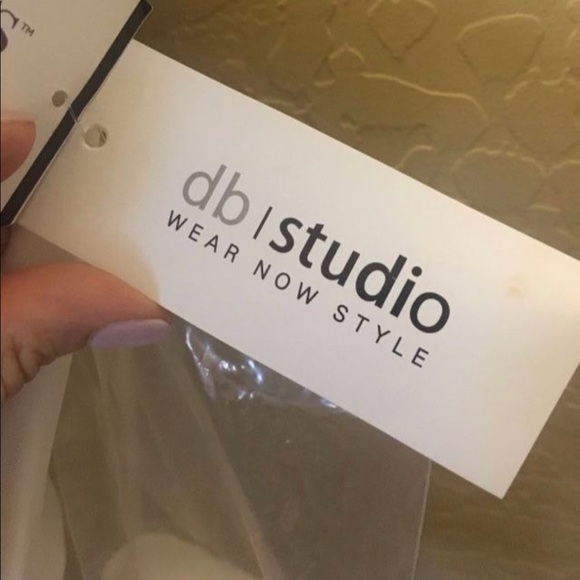 David's Bridal Wedding Dress w/Cap Sleeves. Size 12. Brand new. No alterations. - Picture 10 of 10